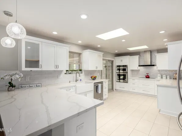 10313 E LOTUS Court, Sun Lakes, AZ 85248
