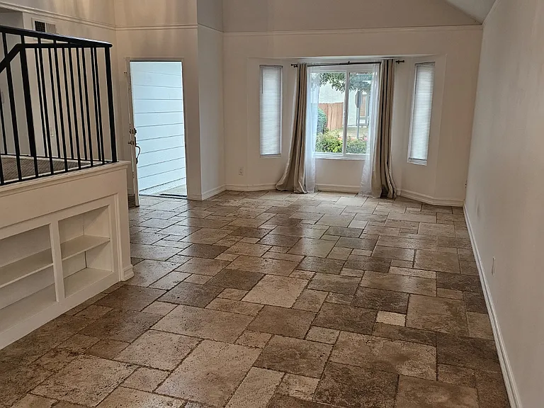 1692 Charlie Horse Way — Photo 8