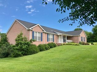 402 Charlton Ct, Bluff City, TN 37618