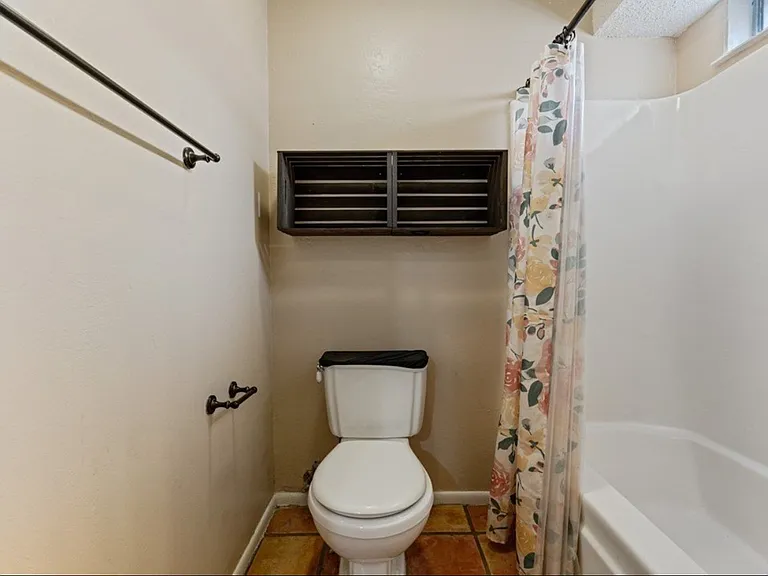 9313 Evening Star Ln — Photo 5