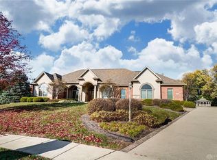 1025 Stay Lit Ct, Sugarcreek Township, OH 45305