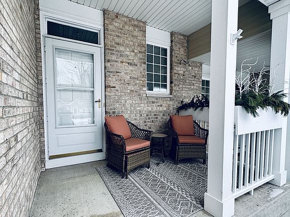 2nd image of 11557 Lake Shore Dr