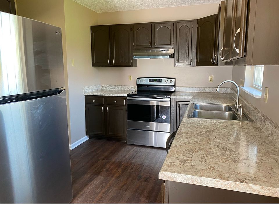 1st image of 2122 Seminole Dr