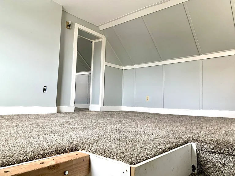 32 Wilmer Ave — Photo 16