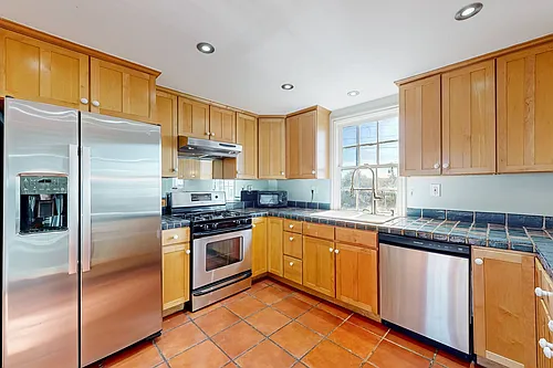 1301 W Dakota Ave #4 Photo 1
