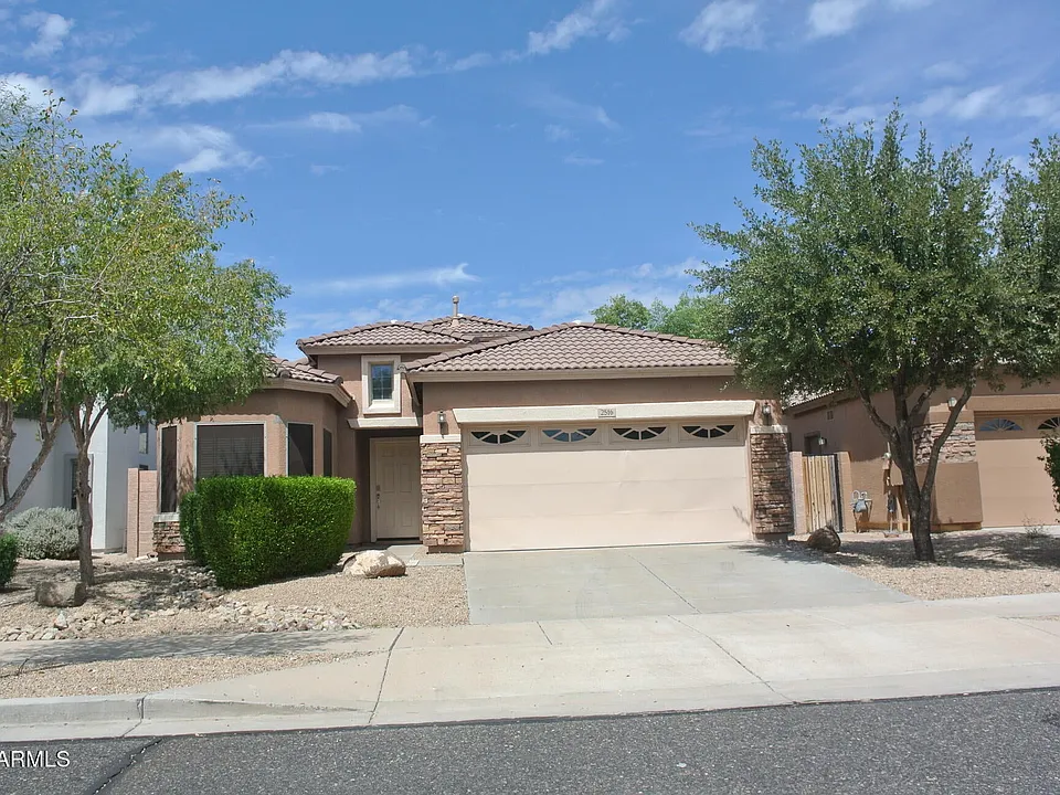 2516 W Preserve Way