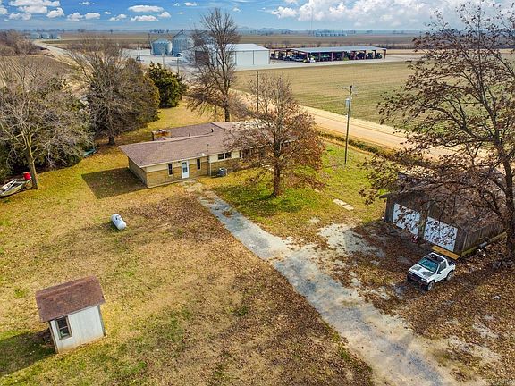 2nd image of 3274 County Road 831
