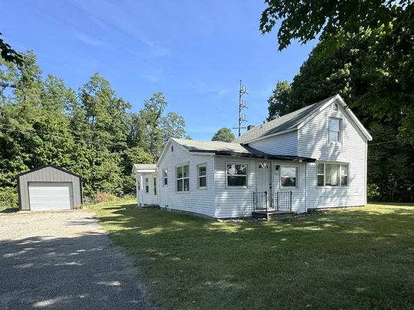 904 E Elkhart St, Bristol, IN 46507