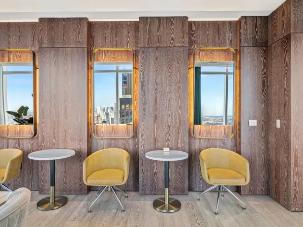 19 Dutch Street image 22 of 26