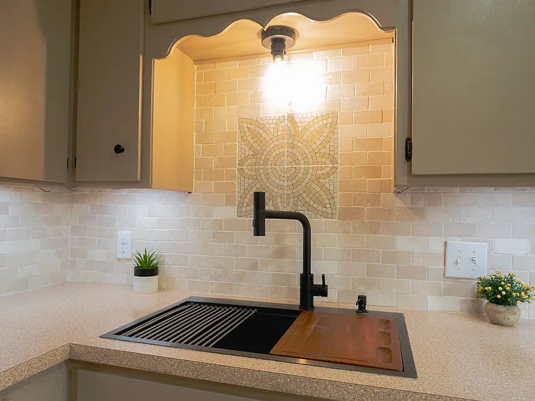 7332 W Quail Ln — Photo 11