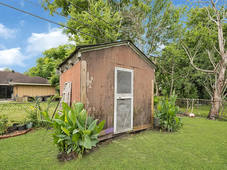5714 Peacock St — Photo 6