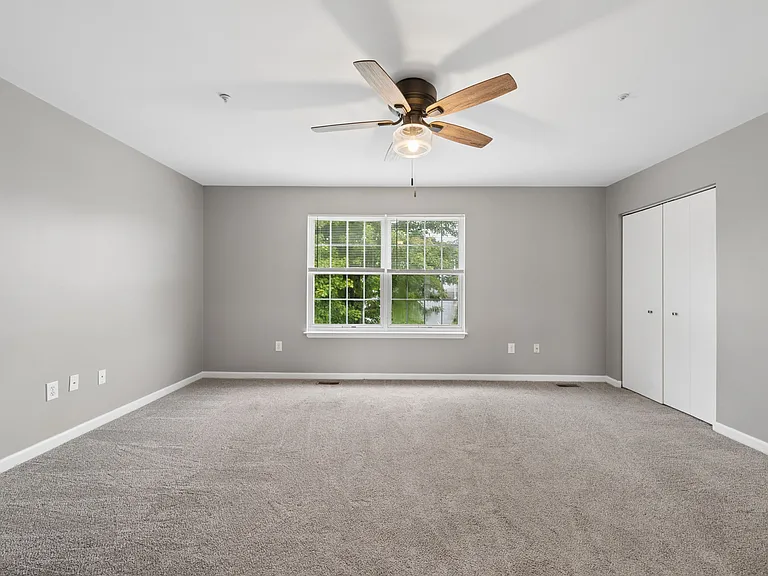 411 Old Oak Pl #1 — Photo 7
