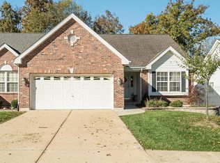 1625 Polar Dr, Wentzville, MO 63385