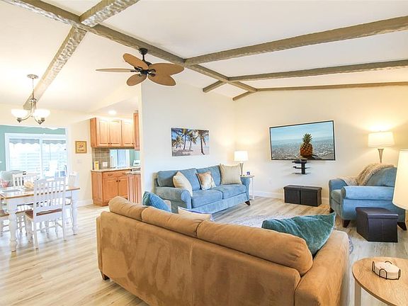 3rd image of 3852 Gatewood Dr