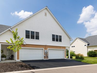 2145 Old School Rd, Mound, MN, 55364