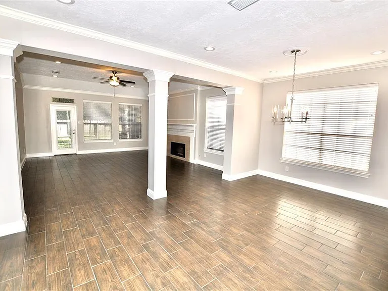 4602 Natural Bridge Dr — Photo 8