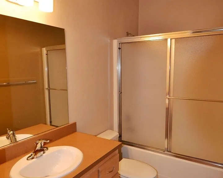 1754 Patterson St #19 — Photo 2