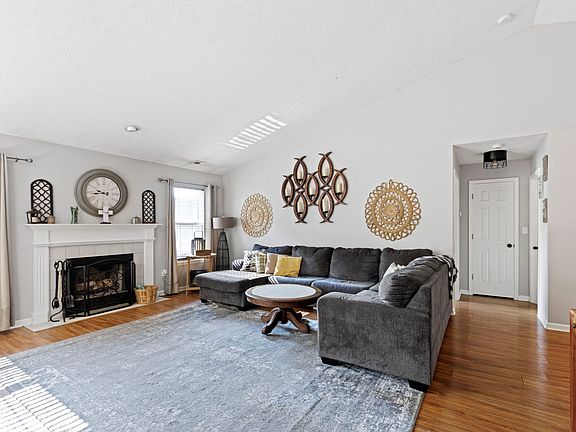 4th image of 4127 Del Mar Ln