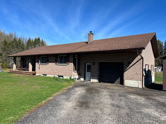 3rd image of 590 Eagle Lake Rd