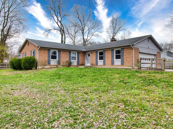 6067 Salem Rd, Cincinnati, OH 45230