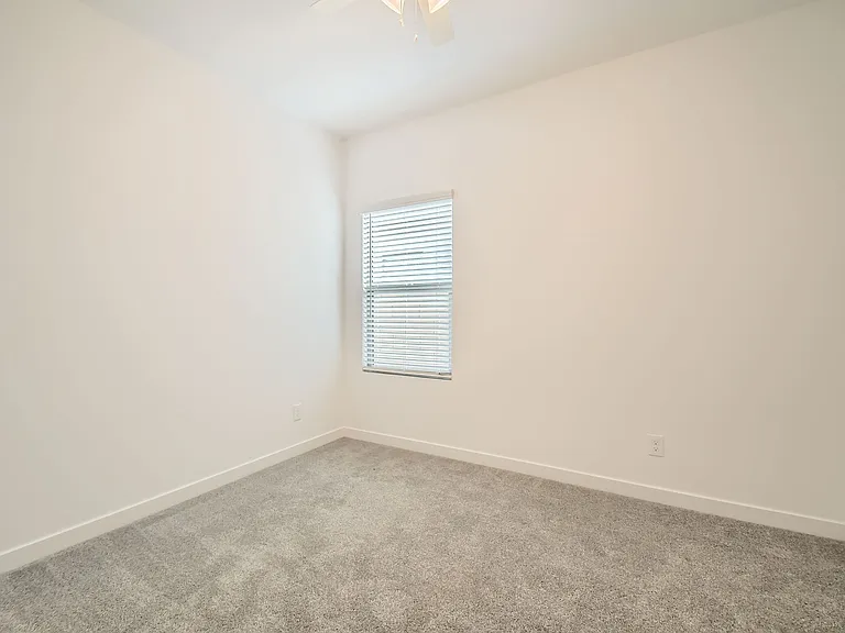 7548 W Park — Photo 20