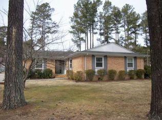 208 E York Dr, Emporia, VA 23847