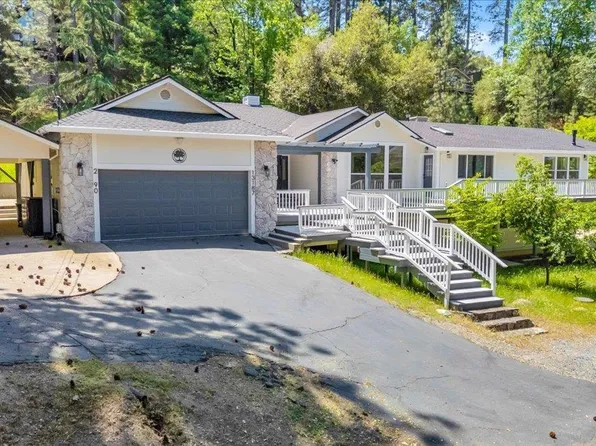 13187 Jackson Mill Dr, Groveland, CA 95321