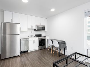 4727 12th Ave NE #405, Seattle, WA 98105