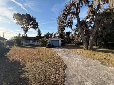 109 E Cedar St, Howey In The Hills, FL, 34737
