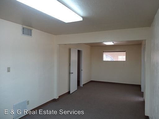 4th image of 2822 W Northern Ave