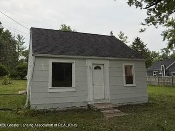 2114 Reo Rd, Lansing, MI 48910