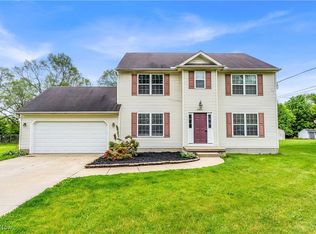 25861 Kennedy Ridge Rd, North Olmsted, OH 44070