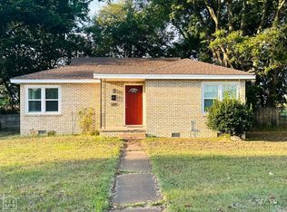 1105 Josephine St, Newport, AR 72112