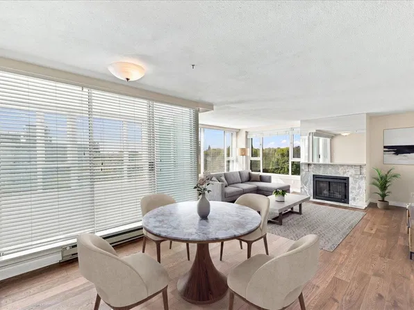 5425 Yew St #901, Vancouver, BC V6M 3X7