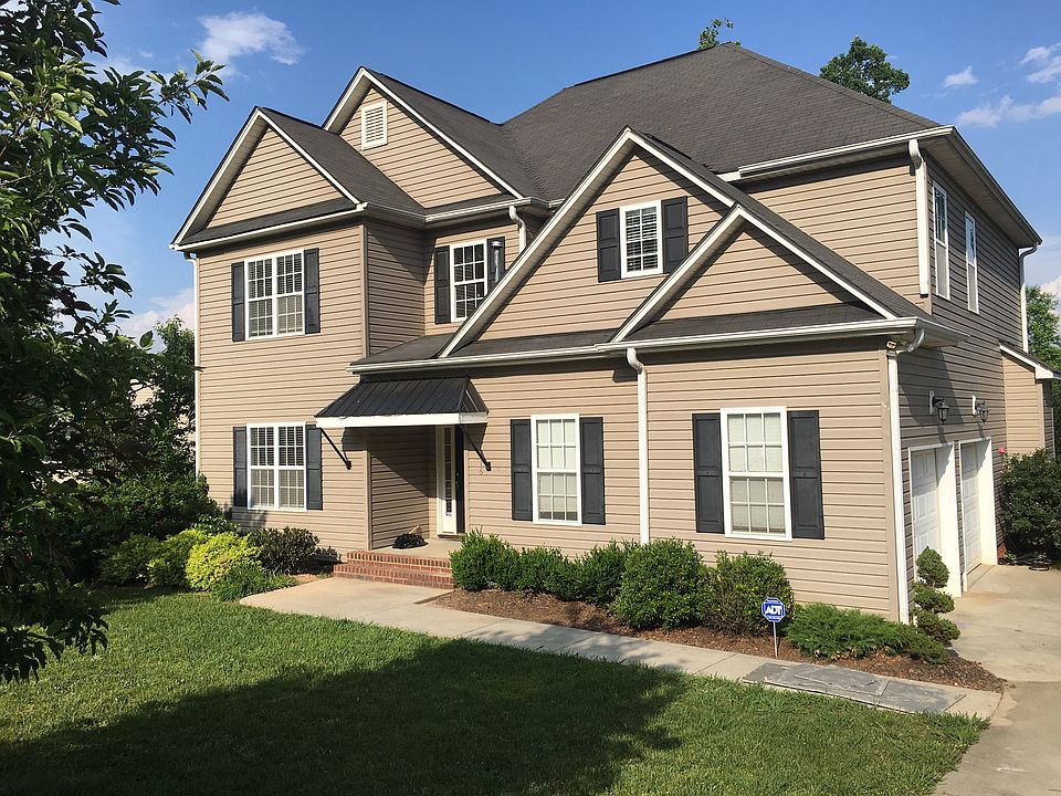 1st image of 416 Deerfield Dr
