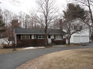 34 Baldwin Rd, Glenville, NY 12302