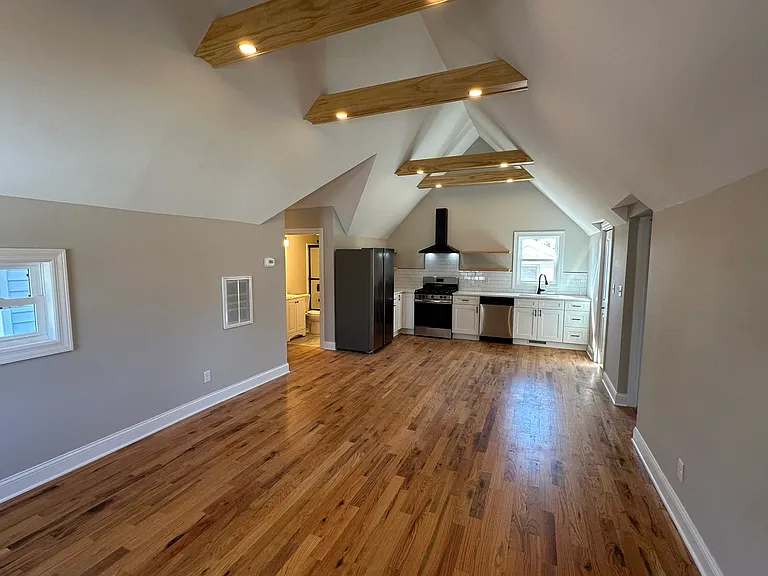 623 Tremont St #B — Photo 3