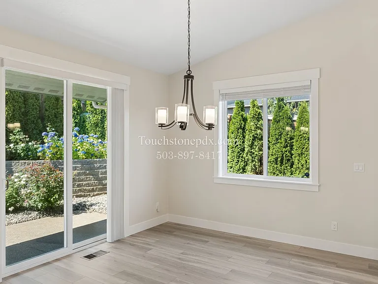 740 Jordan Elizabeth Ave SE — Photo 22