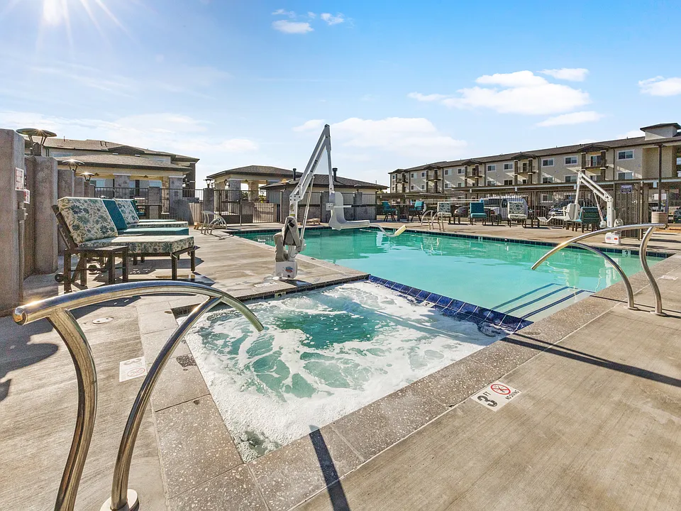 Granite Mountain Apartments