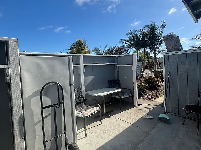 3819 Clairemont Dr — Photo 10