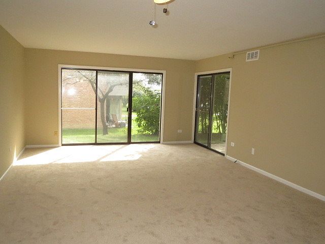 1st image of 915 N Countryside Dr Unit 115