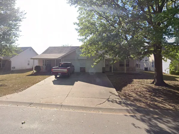 1609 SW 6th St #1609, Blue Springs, MO 64014