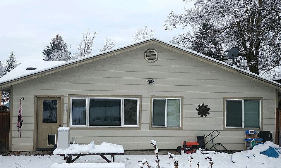 2nd image of 908 Arlene Ct