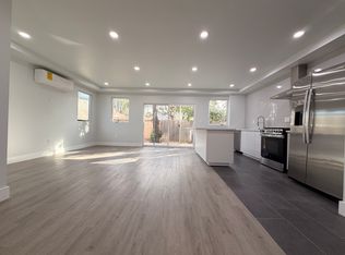 17806 Strathern St, Reseda, CA 91335