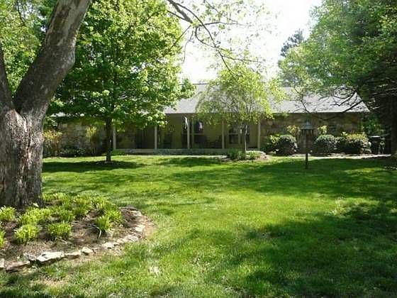 1st image of 155 Harbour Pl
