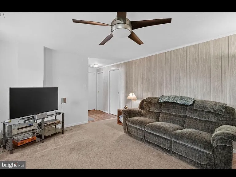 1245 Wilshire Dr — Photo 16
