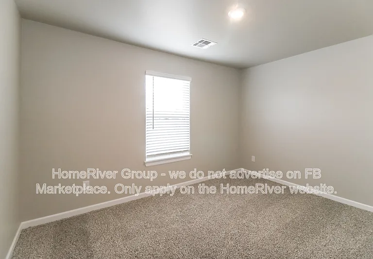 2516 Rosewood Ln — Photo 17
