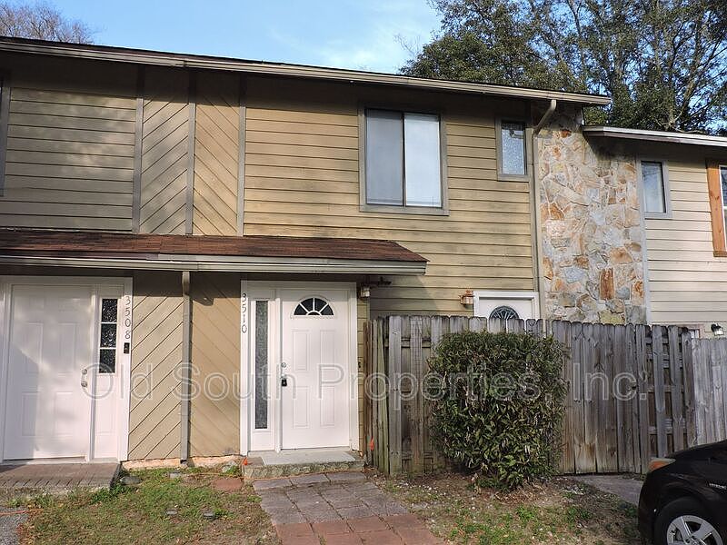 1st image of 3510 Parkwood Ave