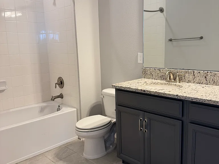 730 Rivington Ave — Photo 21