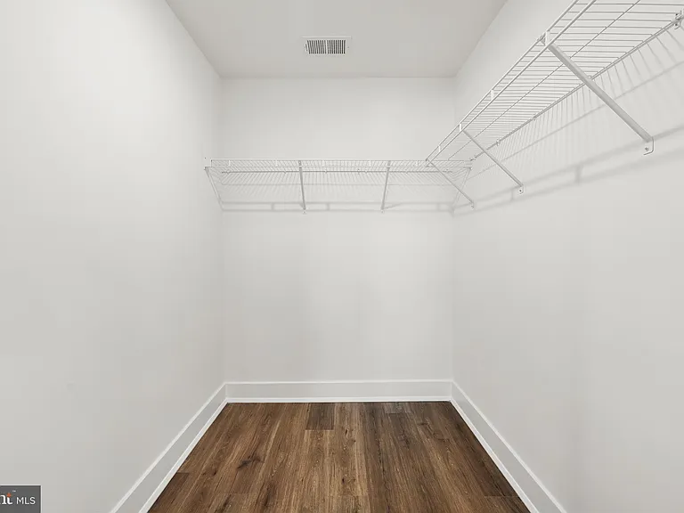 2307 Prince Hall Dr — Photo 25